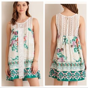 🆕☘️ENTRO-fully lined/floral print, cotton crochet front panel detail